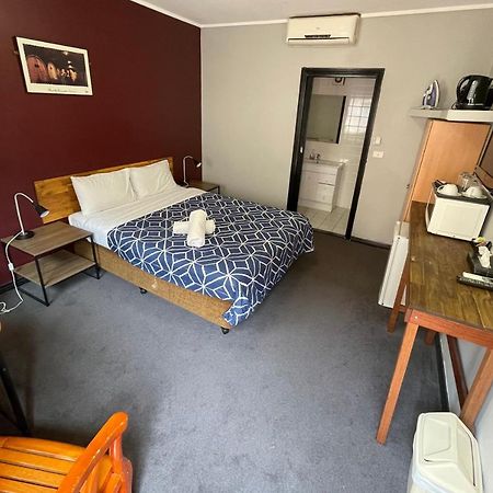City East Motel Мельбурн Екстер'єр фото