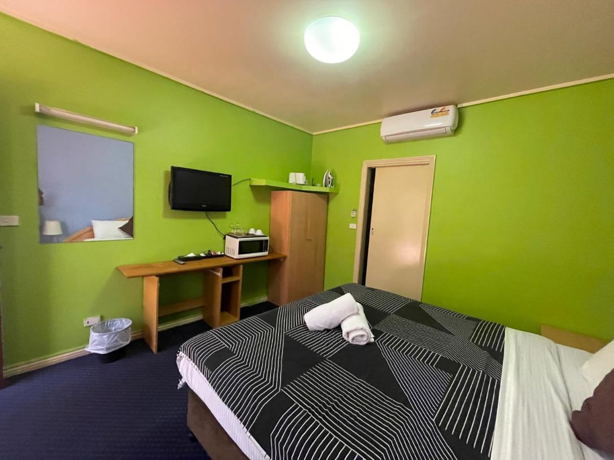 City East Motel Мельбурн Екстер'єр фото