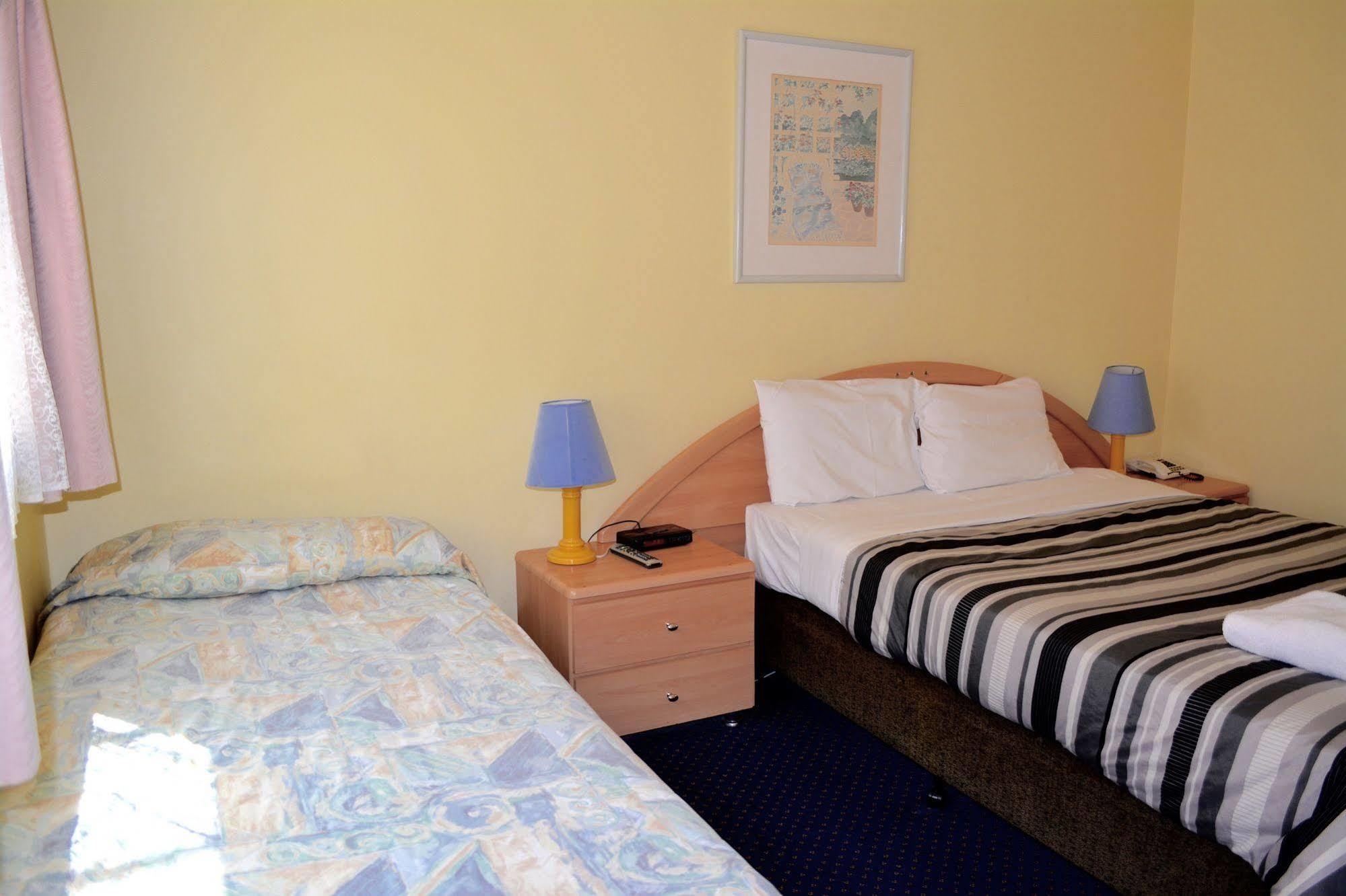 City East Motel Мельбурн Екстер'єр фото